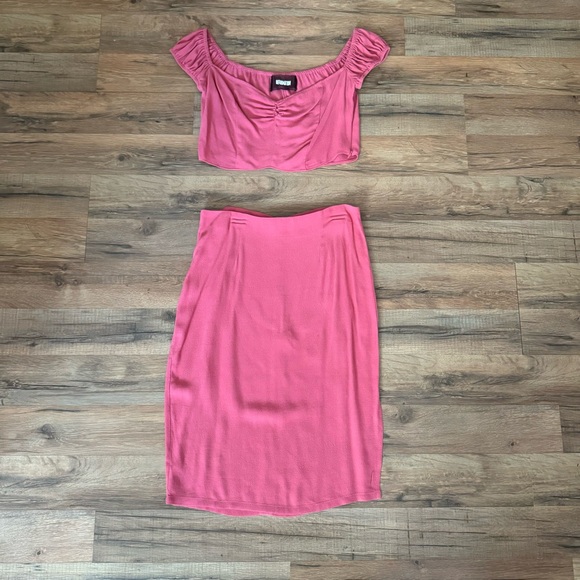 Reformation Tops - Reformation Women’s Pink cropTop and Skirt Set Sz 4